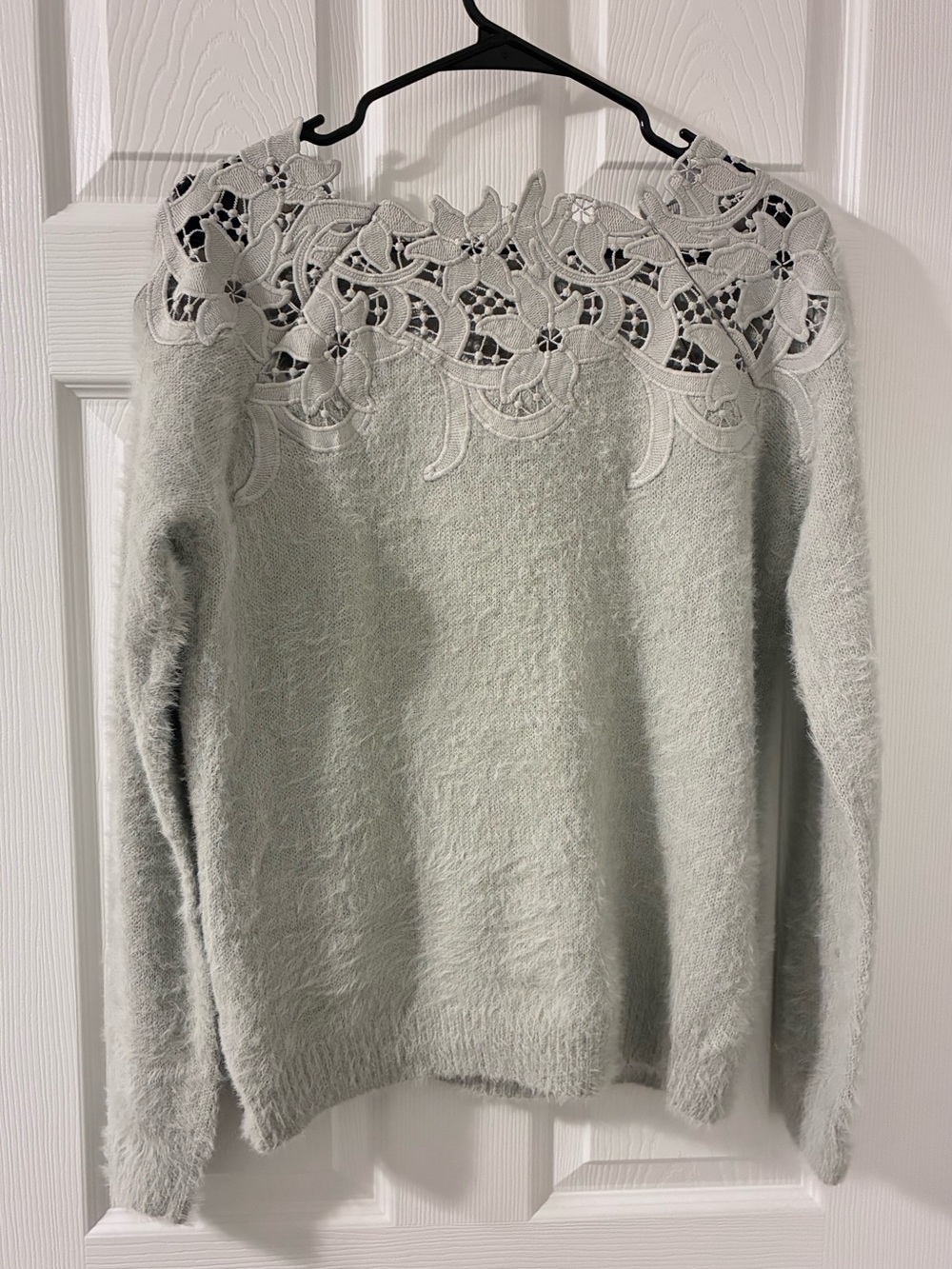 En Creme Floral Lace Neckline Soft Sweater